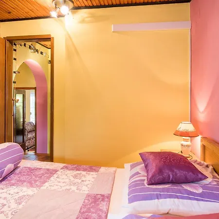 Lucy Ferienhaus Krk Town